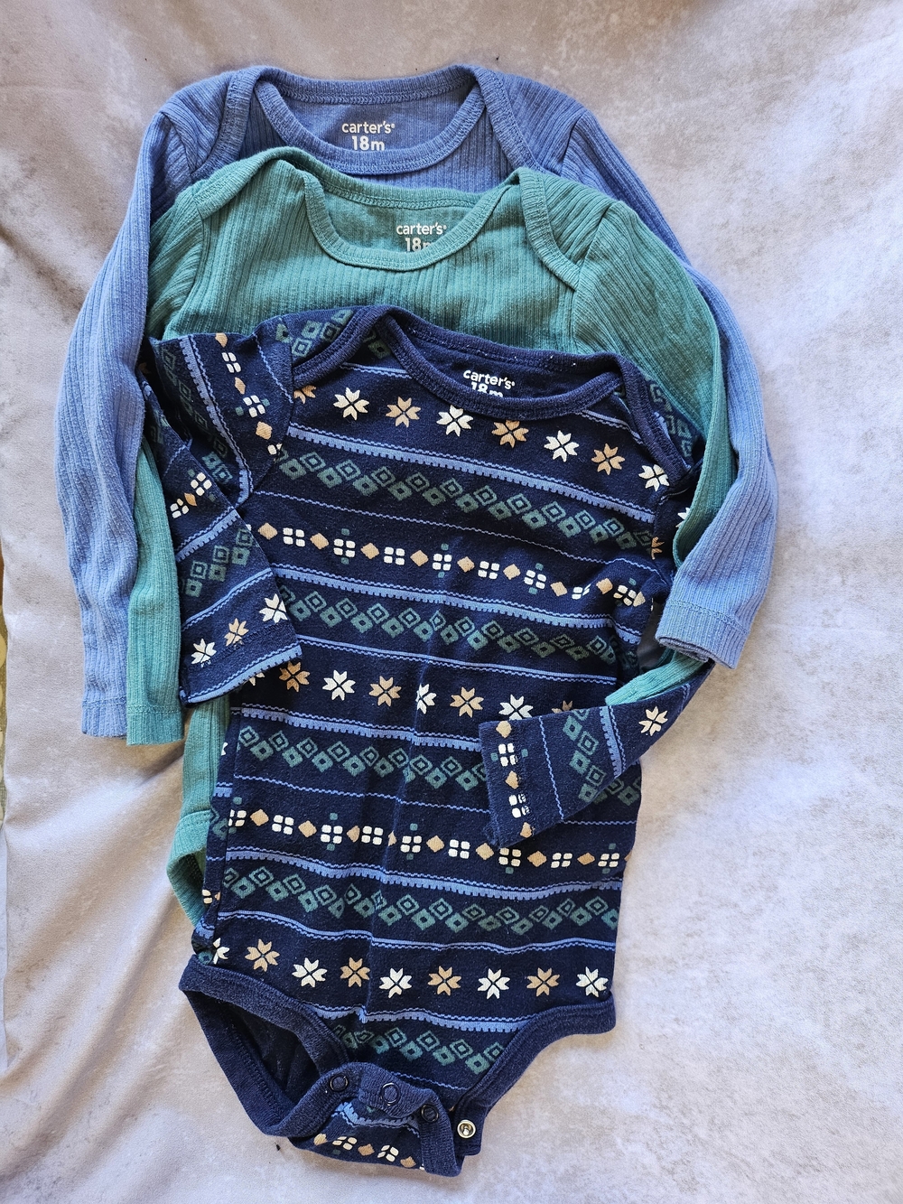 Carter's Fall/Winter Long Sleeve Onesie Set (18 Months) 🍂❄️
